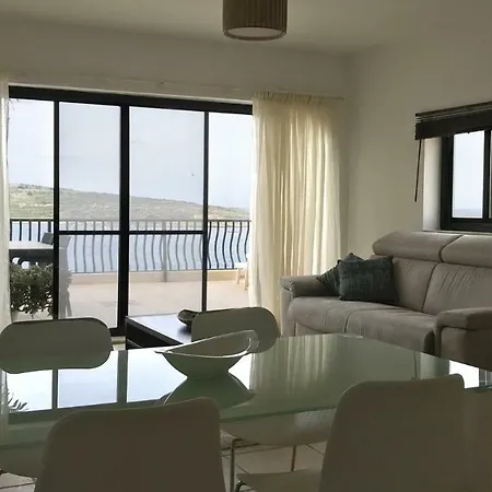 Sea View * St Paul's Bay